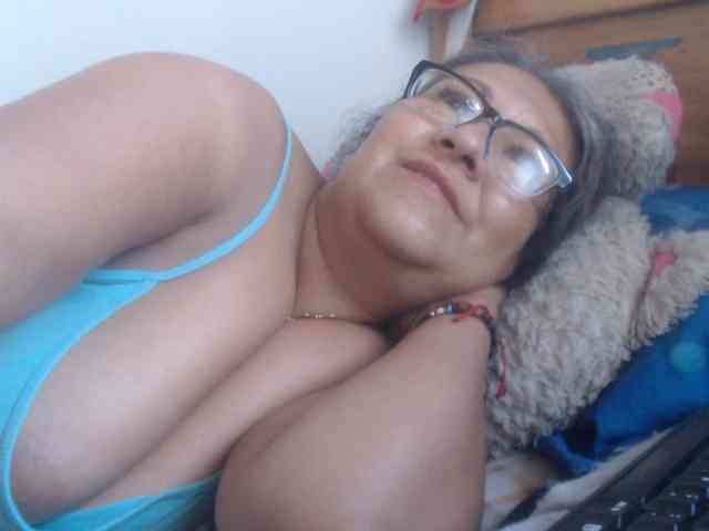 Meganny2023 Live Webcam on BongaCams