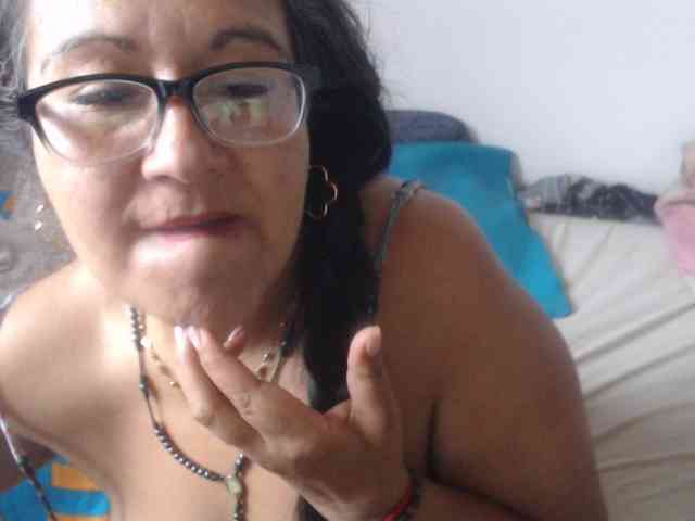 Meganny2023 Live Webcam on BongaCams