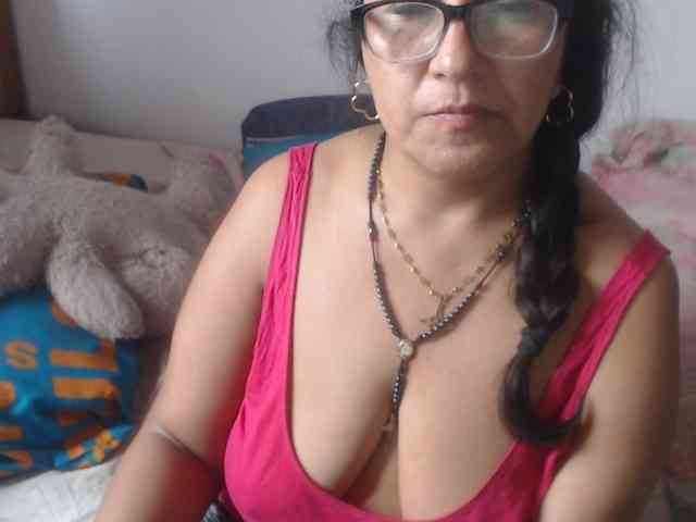 Meganny2023 Live Webcam on BongaCams