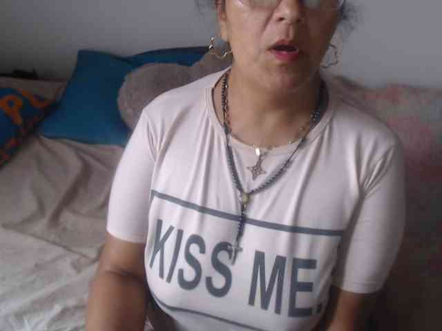 Meganny2023 Live Webcam on BongaCams