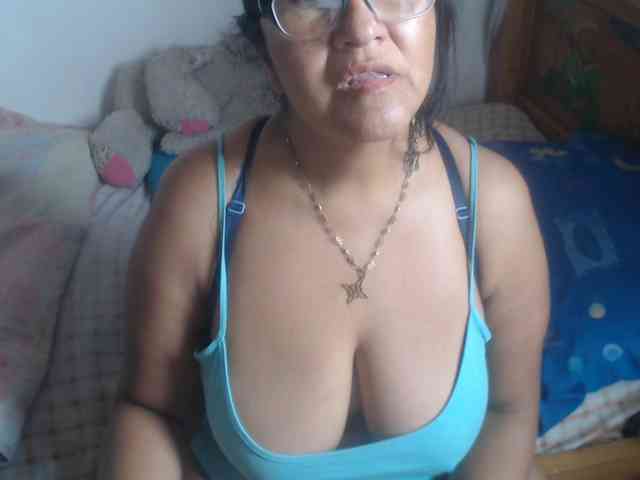 Meganny2023 Live Webcam on BongaCams
