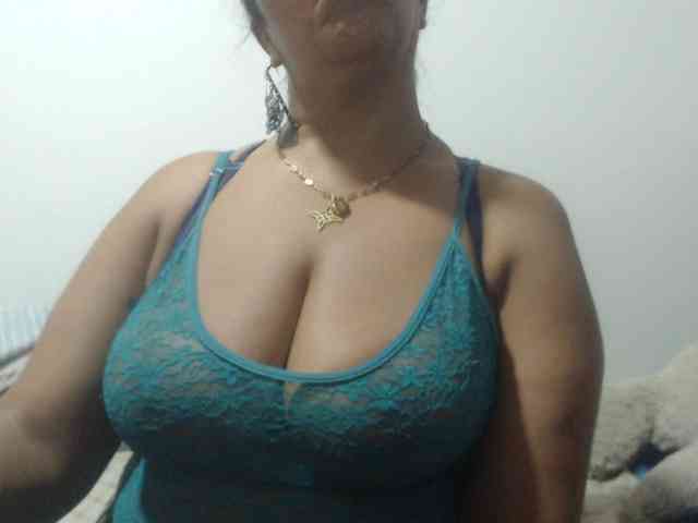 Meganny2023 Live Webcam on BongaCams