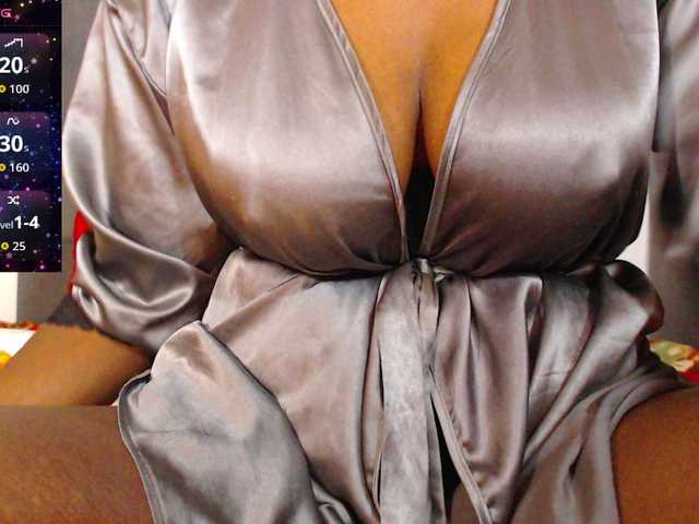 ebony-susy