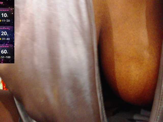 ebony-susy