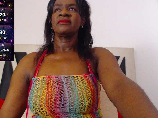 ebony-susy