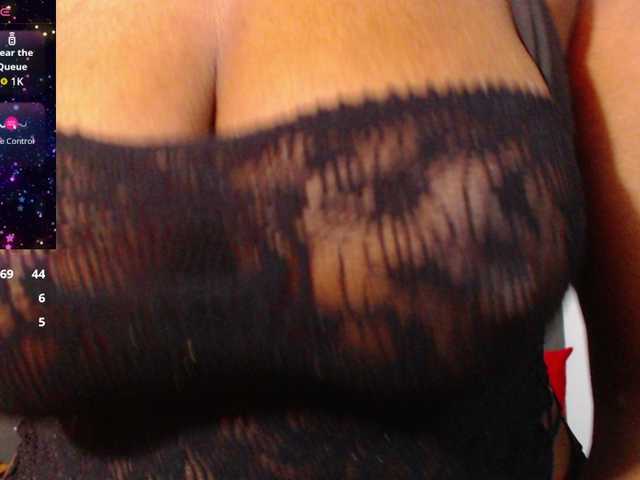 ebony-susy