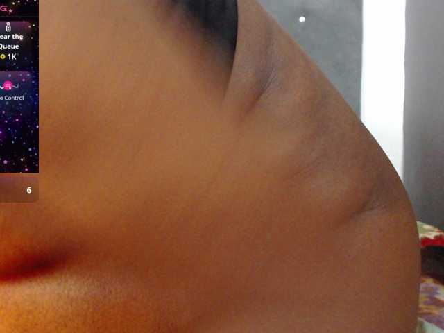 ebony-susy