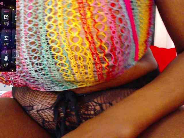 ebony-susy webcam