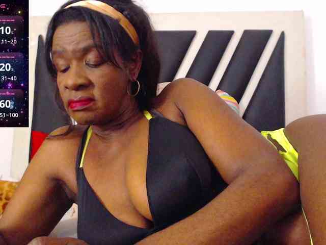 ebony-susy webcam