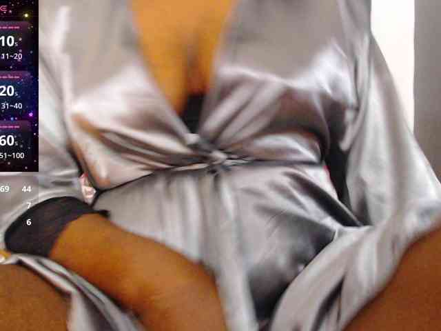 ebony-susy