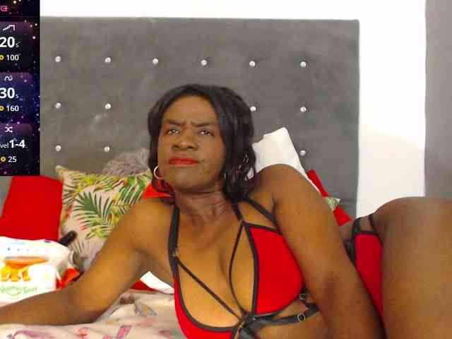 ebony-susy webcam