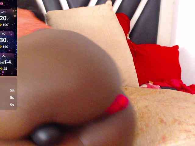 ebony-susy