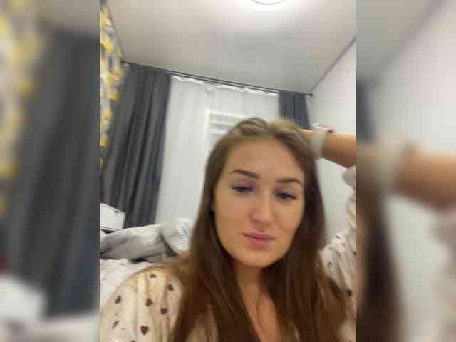 KARAMELKA25 webcam