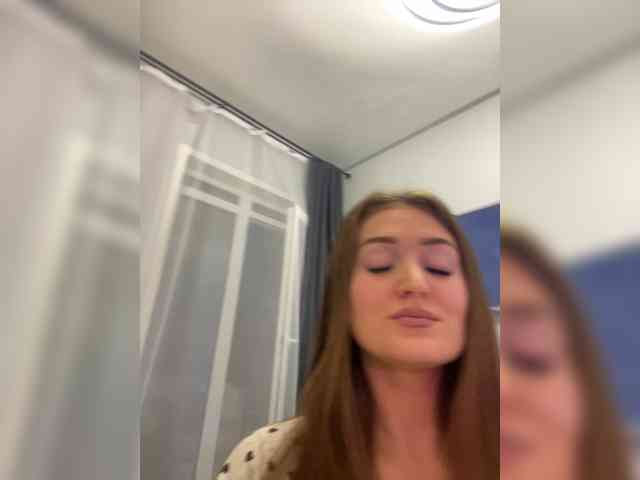 KARAMELKA25 webcam