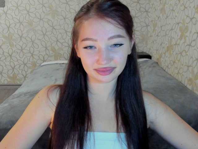LissaCristal live cam preview