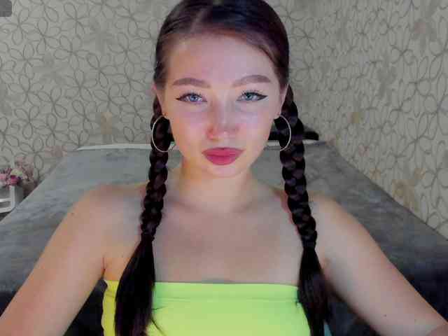 LissaCristal webcam