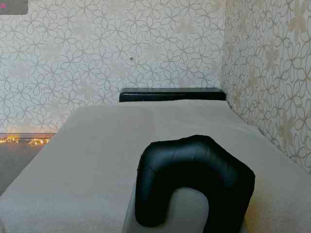 LissaCristal webcam