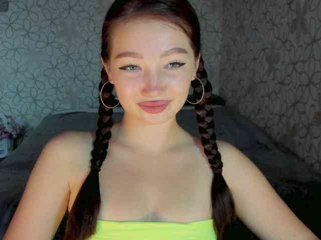 LissaCristal webcam