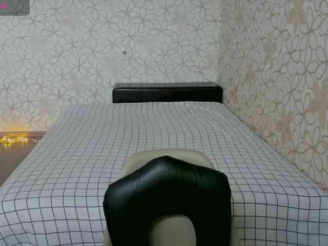 LissaCristal webcam