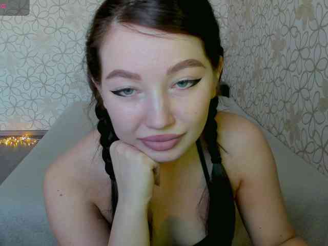 LissaCristal webcam