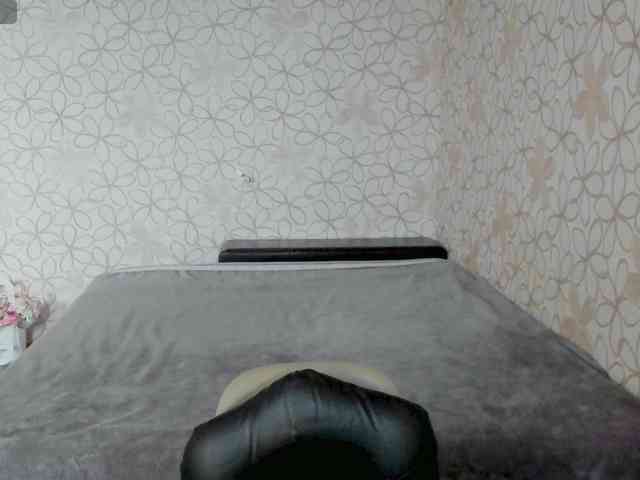 LissaCristal webcam