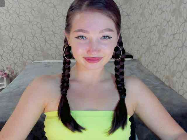 LissaCristal webcam
