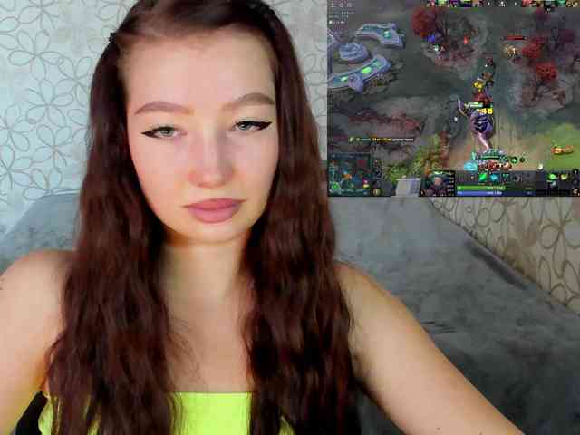 LissaCristal webcam