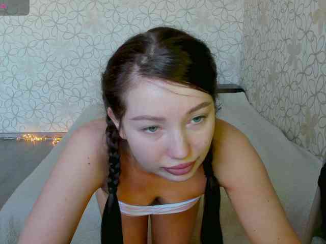 LissaCristal webcam