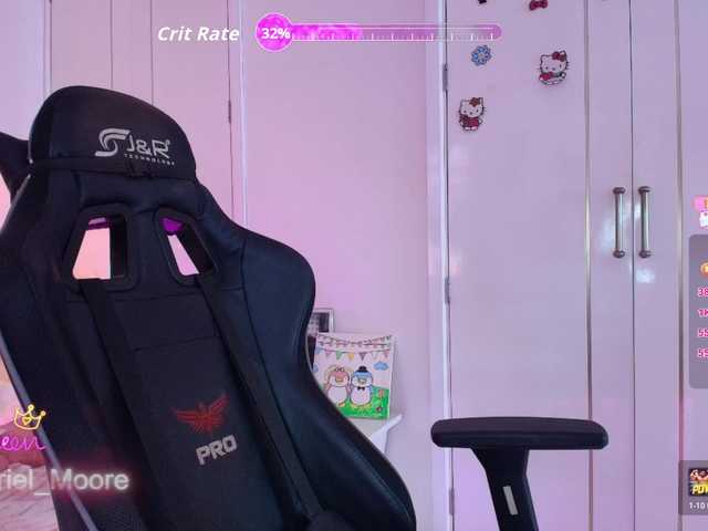 ArielMoore live cam on BongaCams