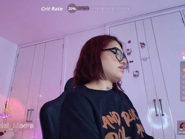 ArielMoore live cam on BongaCams