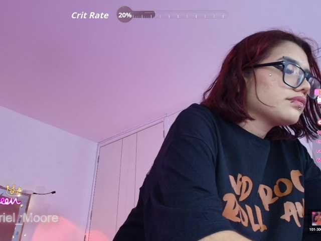 ArielMoore live cam on BongaCams