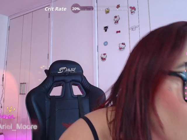 ArielMoore live cam on BongaCams