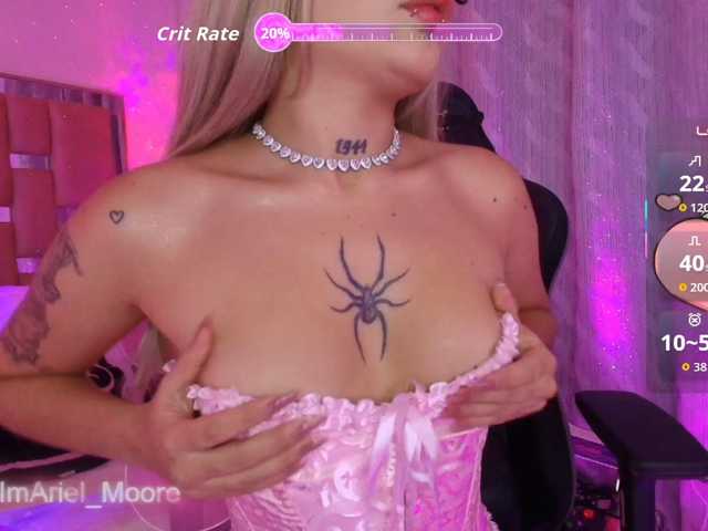 ArielMoore live cam on BongaCams