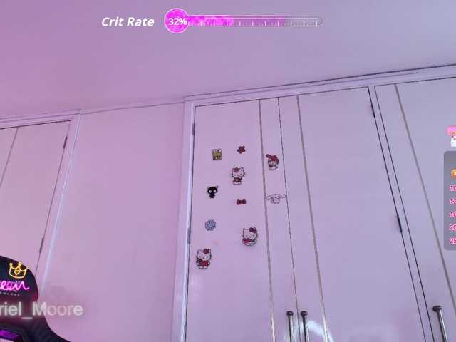 ArielMoore live cam on BongaCams