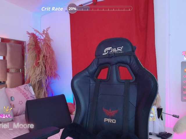 ArielMoore live cam on BongaCams