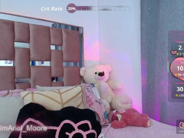 ArielMoore live cam on BongaCams