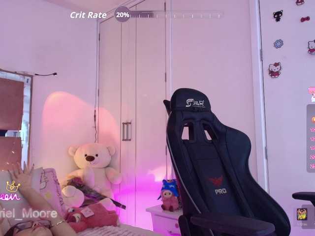 ArielMoore live cam on BongaCams