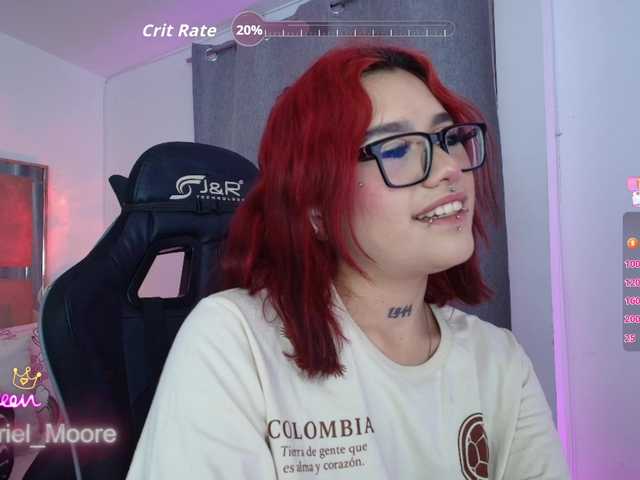 ArielMoore live cam on BongaCams