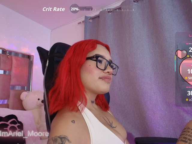 ArielMoore live cam on BongaCams