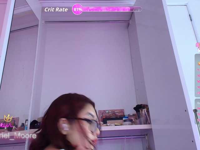 ArielMoore live cam on BongaCams