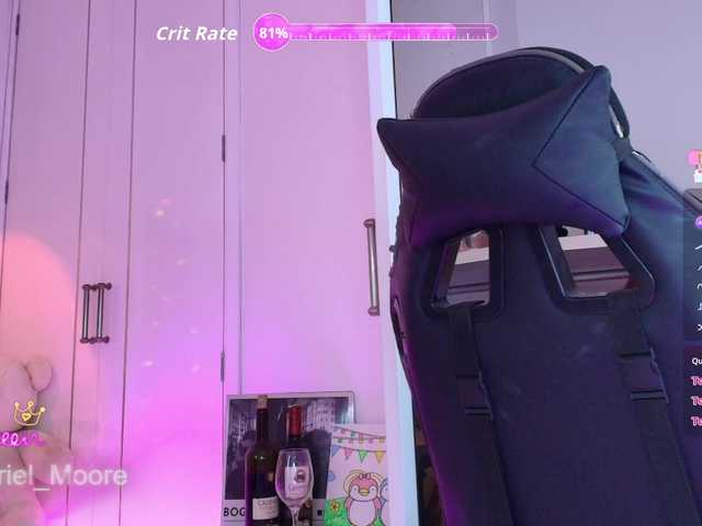 ArielMoore live cam on BongaCams