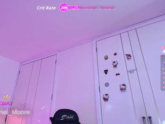 ArielMoore live cam on BongaCams