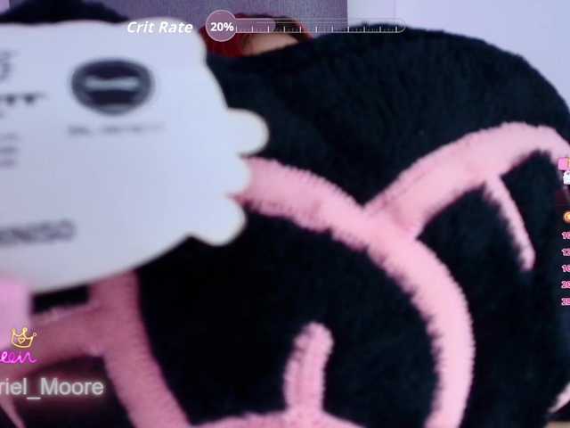 ArielMoore live cam on BongaCams
