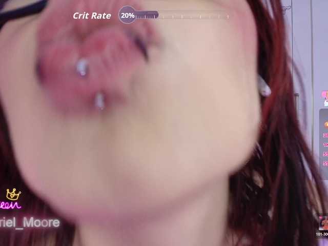 ArielMoore live cam on BongaCams