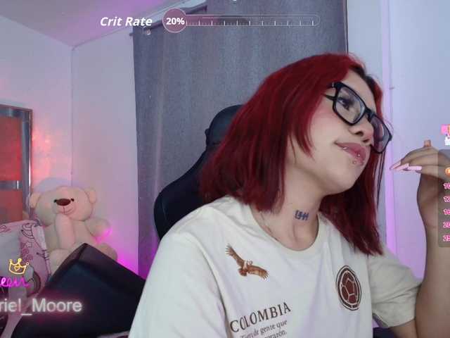 ArielMoore live cam on BongaCams