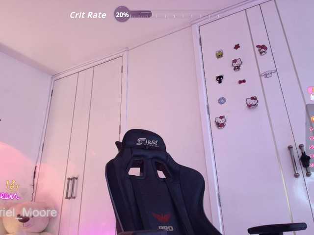 ArielMoore live cam on BongaCams