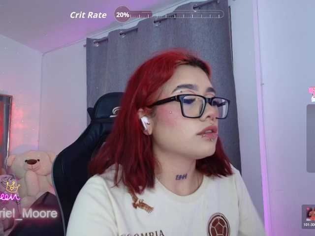 ArielMoore live cam on BongaCams