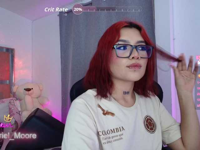 ArielMoore live cam on BongaCams