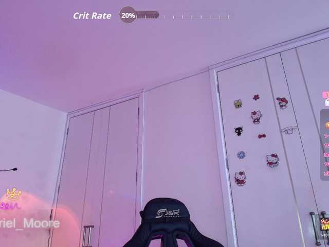 ArielMoore live cam on BongaCams