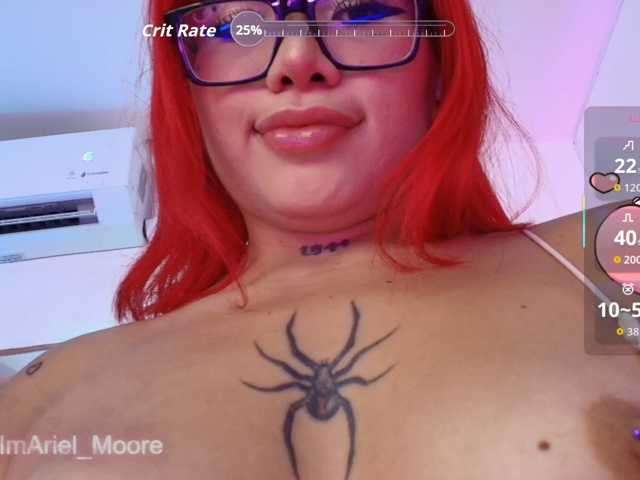 ArielMoore live cam on BongaCams